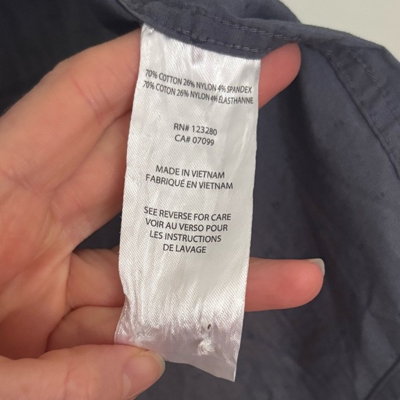 Travis Mathew Blue Button Down Short Sleeve Shirt Size Small - Picture 4 of 5